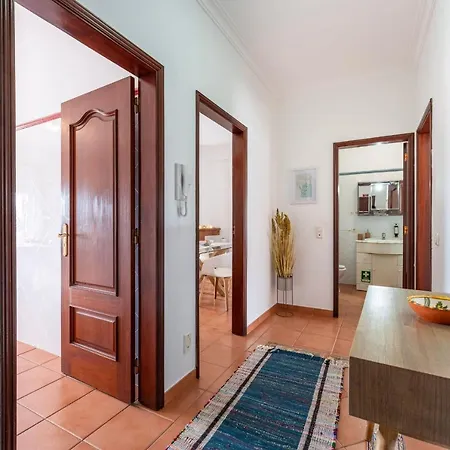דירה Peaceful 1 Bdr W/ Balcony By Lovelystay