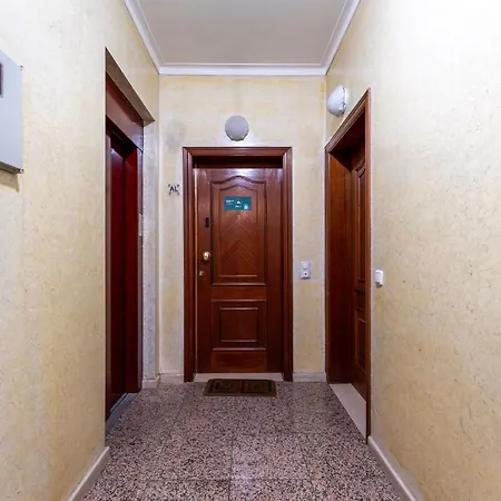 Peaceful 1 Bdr W/ Balcony By Lovelystay * 알만실