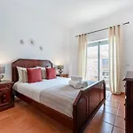 Peaceful 1 Bdr W/ Balcony By Lovelystay