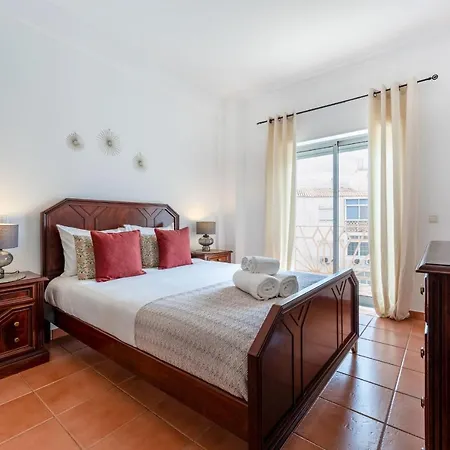 Peaceful 1 Bdr W/ Balcony By Lovelystay